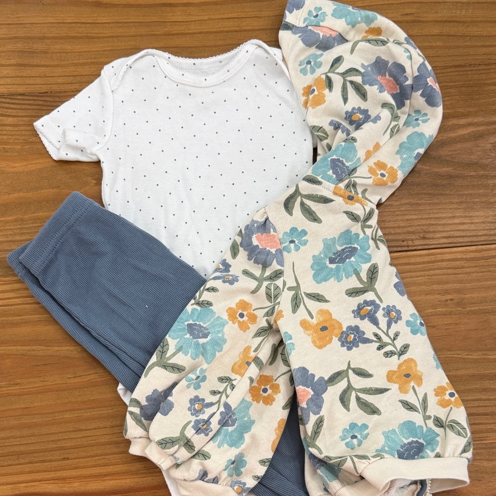 Carter's White Polka Dot Onesie, Pant, Jacket Set
